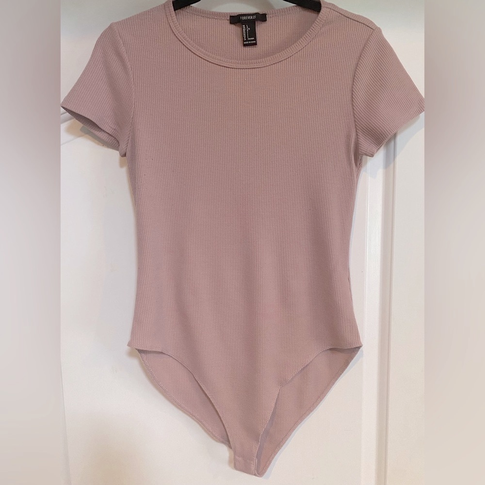 Forever 21 Pink Waffle Short Sleeve Bodysuit Size Large